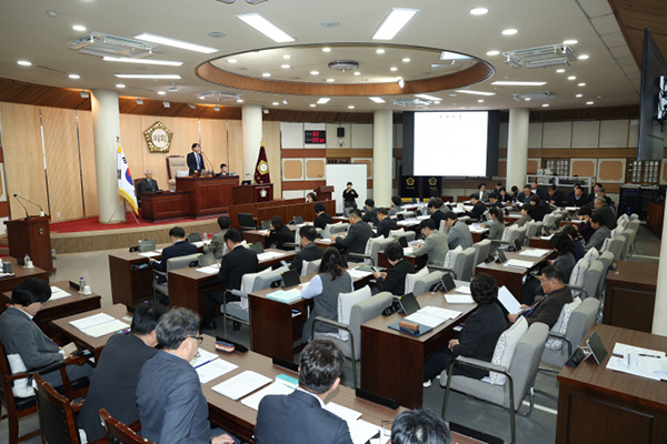 고양특례시의회, 제300회 임시회 개회