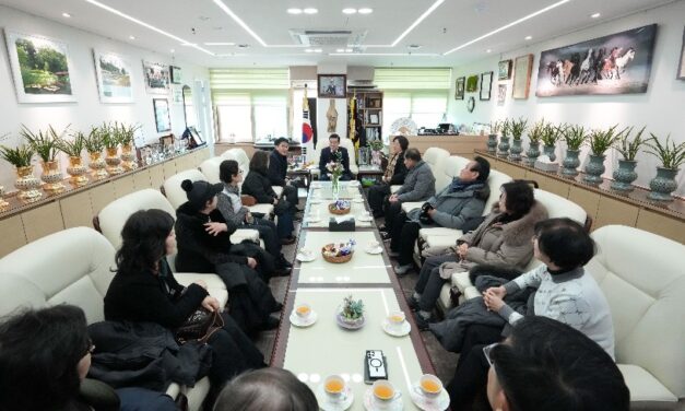 노원구의회 손영준 의장, 공인중개사협회와 부동산 정책·지역 개발 방향 논의