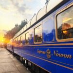 서울 노원구, 관광 가이드북  발간  – 노원의 자연·문화·여가 명소 한 권에 담은 관광 안내서 제작 – 5대 힐링타운·수변 감성 쉼터·문화 콘텐츠 등 주요 관광 자원 소개 – 국토대전 전국 최초 5년 연속 수상·로컬100 선정 등 관광 경쟁력 반영  서울 노원구(구청장 오승록)가 지역 곳곳의 자연·문화 명소와 여가 공간을 한눈에 담은 관광 가이드북 을 발간했다고 밝혔다.  구는 산과 하천을 중심으로 한 자연환경과 다양한 문화·여가 공간을 바탕으로 시민들이 일상 속에서 휴식과 여가를 즐길 수 있는 도시 환경을 조성해 왔다. 이번 가이드북은 이러한 공간과 콘텐츠를 한 권에 정리해 누구나 쉽게 노원의 관광 자원을 이해하고 즐길 수 있도록 제작됐다.  가이드북에는 수락산·불암산·경춘선·초안산·영축산 일대의 5대 힐링타운을 비롯해 중랑천·당현천·우이천을 따라 조성된 수변 감성 쉼터, 철쭉제와 커피축제 등 꿀잼도시 노원 콘텐츠, 노원아트뮤지엄과 어린이극장 등 공연·전시 공간까지 노원의 주요 관광 자원을 폭넓게 담았다.  특히 서울 최초 도심형 자연휴양림 ‘수락 휴’, 화랑대 철도공원, 불암산·수락산 힐링타운, 초안산 수국동산, 당현천·중랑천 수변 공간 등은 자연과 문화가 어우러진 대표 관광 자원으로 꼽힌다.   그 중 불암산 힐링타운, 화랑대 철도공원, 당현천 수변문화공간, 초안산 수국동산, 수락 휴는 대한민국 국토대전에서 전국 지자체 최초로 5년 연속 수상작으로 선정되며 도시 환경과 여가 공간 조성의 성과를 인정받았다.  또한 화랑대 철도공원과 노원달빛산책은 문화체육관광부가 선정하는 ‘대한민국 로컬100’에 각각 문화명소와 문화콘텐츠 분야로 선정되며 노원의 문화·관광 자원의 경쟁력을 보여주고 있다. 서울 자치구 가운데 두 분야가 동시에 선정된 곳은 노원이 유일하다.  관광 빅데이터 분석에서도 이러한 흐름이 확인된다. 한국관광공사 데이터랩 분석 결과, 2025년 노원구 외지인 방문자는 약 6,153만 명으로 전년 대비 4.3% 증가했으며 평균 체류시간도 함께 늘어난 것으로 나타났다. 특히 방문객들은 ‘휴식·힐링’과 야외활동을 중심으로 노원을 찾는 경향이 뚜렷했으며, 화랑대 철도공원과 불암산 일대, 수락산 등 자연·문화 공간들이 주요 방문지로 나타났다.  구는 이번  가이드북을 통해 구민은 물론 외부 방문객들도 노원의 다양한 자연·문화 공간을 쉽게 찾아 즐길 수 있을 것으로 기대하고 있다. 가이드북은 노원구 홈페이지에서 e-book 형태로 확인하거나, 관광홍보물 신청을 통해 우편으로 받아 볼 수 있다.  오승록 노원구청장은 “노원에는 자연과 문화, 여가가 어우러진 다양한 공간과 콘텐츠가 도시 곳곳에 자리하고 있다”며 “이번  가이드북이 노원의 다양한 관광 자원과 여가 공간을 널리 알리는 길잡이가 되길 기대한다”고 말했다.  kcs6771@hanmail.net 김 춘 심 기자