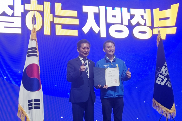 최현덕 남양주시장 후보, 민주당 공천장 수여받으며 6·3 레이스 시동 “선거승리로 시민께 보답할 것”