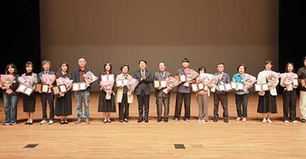 군포시, 제54회 어버이날 기념식 성료 “세대를 잇는 사랑, 노인이 행복한 도시”