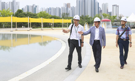 화성특례시, ‘동탄 패밀리풀’ 개장 앞두고 현장 안전 점검 총력