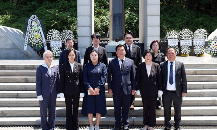 시흥시의회, 제71회 현충일 추념식서 순국선열 추모