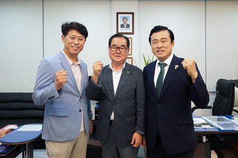 서울 노원구의회 의장단, 대한 노인회 이상묵 지회장 예방.어르신을 섬기는 의회”