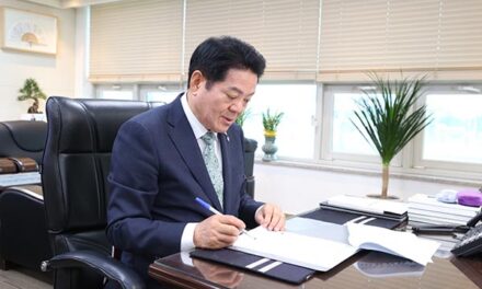 최대호 안양시장, 민선 9기 1호 결재는 ‘시청사 기업유치 공모 추진’