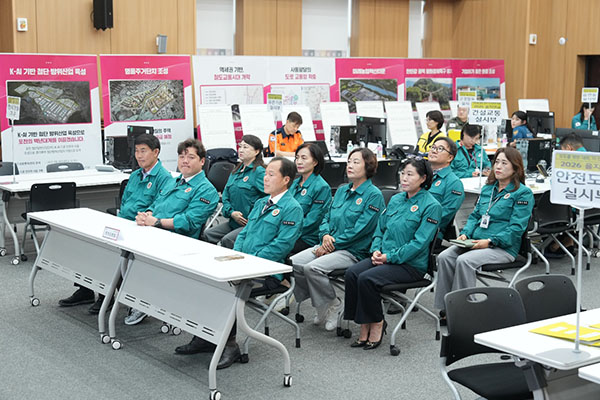 포천시의회, 2026년 을지연습 상황실 찾아 근무자 격려