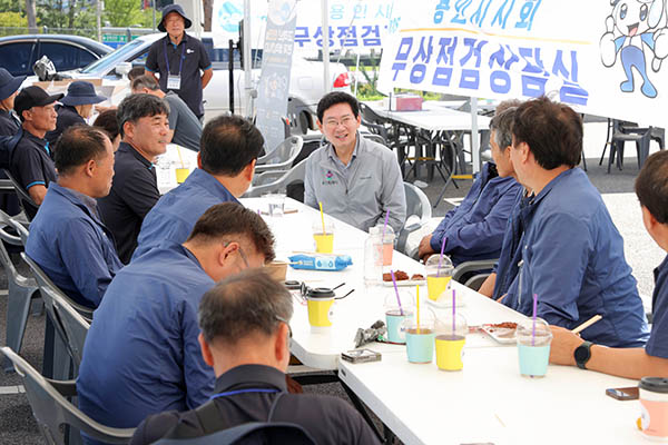 이상일 용인특례시장, 자동차전문정비사업조합 용인시지회 조합원 격려