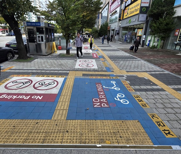 광명시, 철산역 출입구 노파킹존 확대 보행 안전·비상 대피로 확보