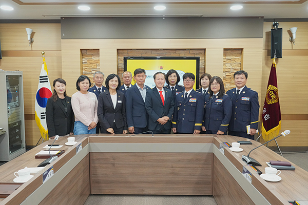 포천시의회, 의용소방대연합회와 간담회 개최